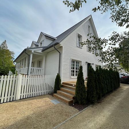Ostseebad Kühlungsborn Stilvolle Ferienwohnung Sweet Magnolia מראה חיצוני תמונה